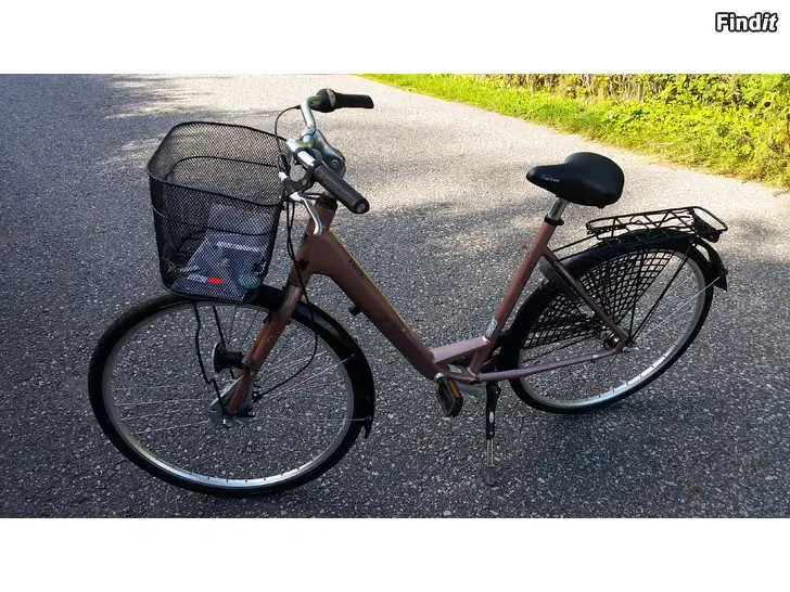 Myydään Trek C720 28tum 7-vaihteinen 195e