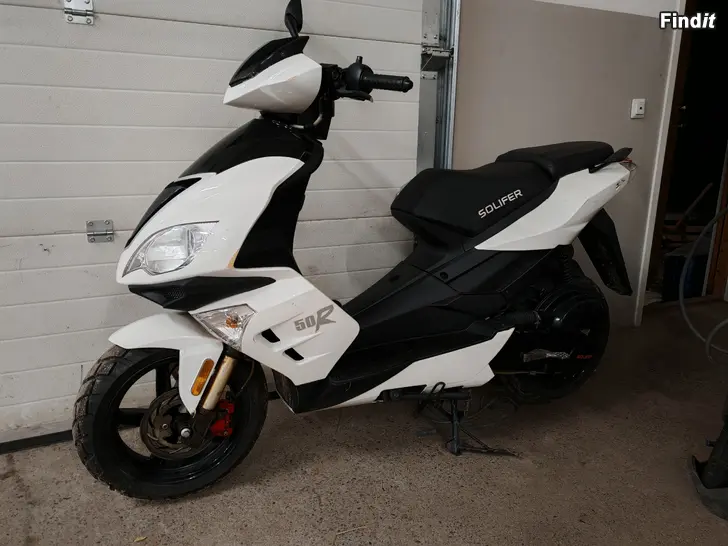 Myydään Solifer 50R 1280km