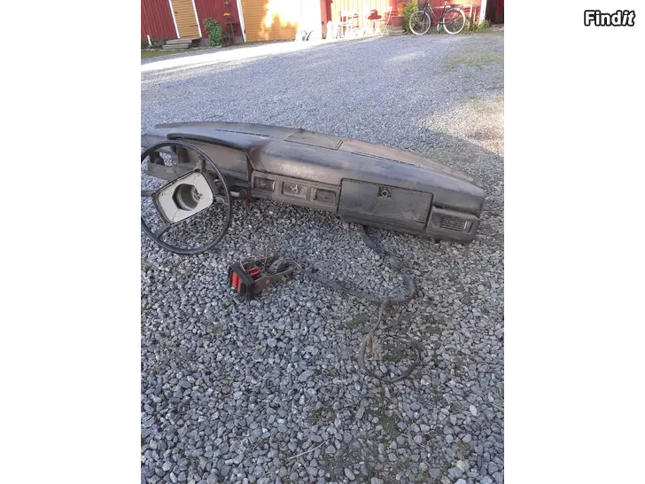 Säljes Instrumentpanel volvo 240