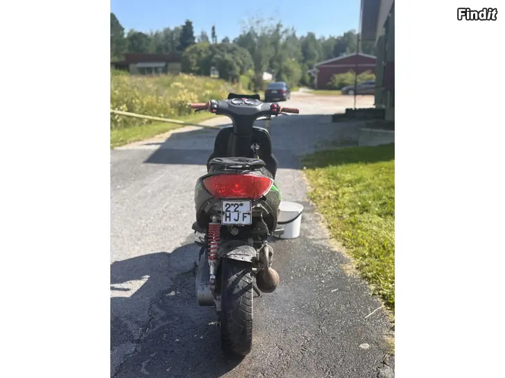 Säljes Keeway ry6 fullt fungerande