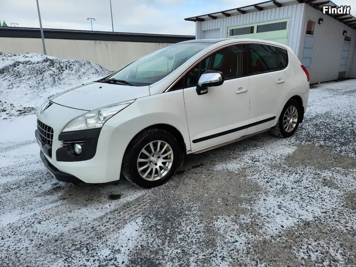 Säljes Peugeot 3008 -11 just gjord, högsta utrustningsnivån inkl. Webasto, parkeringssensorer, HUD-display