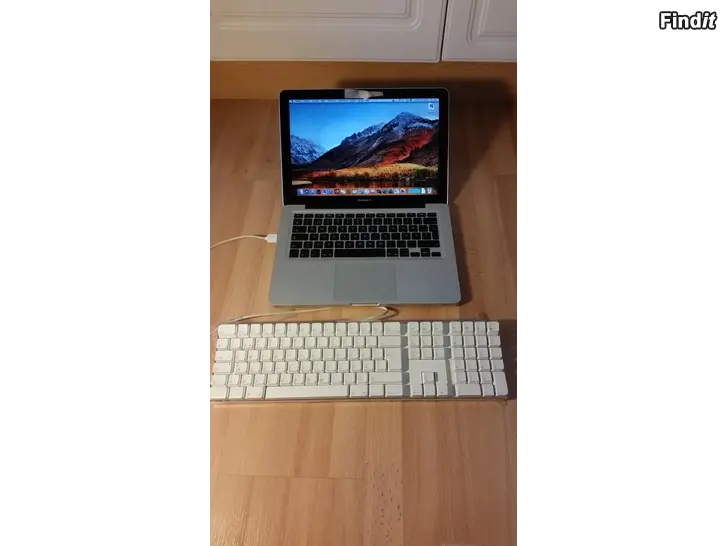 Myydään APPLE näppäimistö A1048 valkoinen USB-kaapelilla 20e