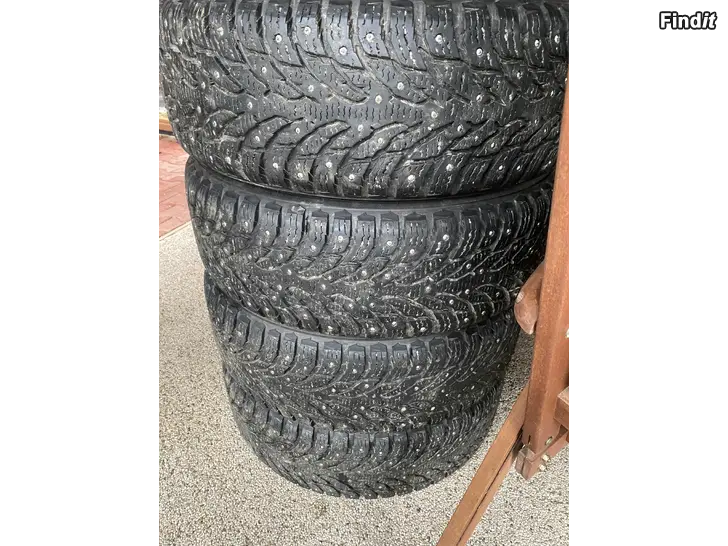 Myydään Nastarenkaat Nokia Hakkapeliitta 9  16