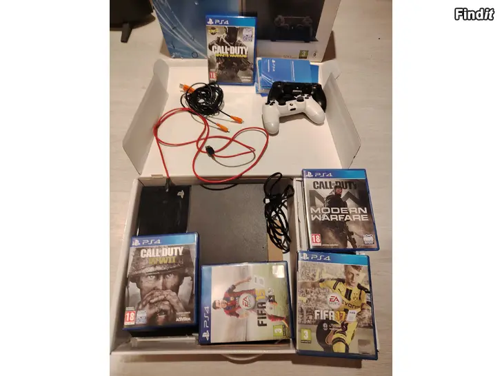 Säljes Playstation 4, 2 kontroller, 5 spel