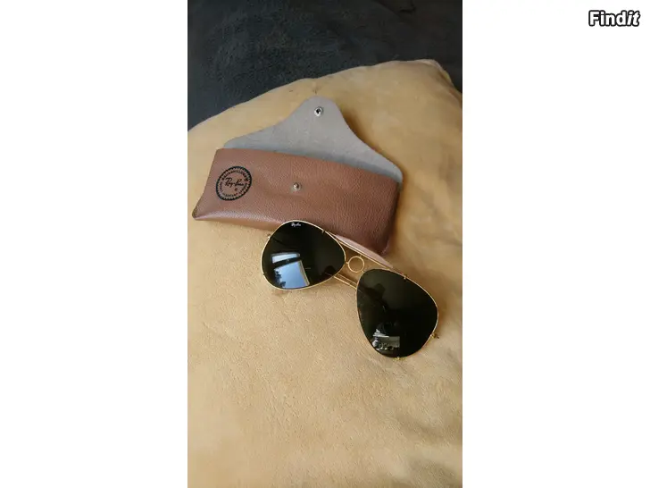 Myydään RayBan solglasögon