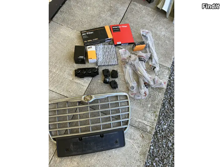 Säljes Chrysler 300c 2007 diesel delar