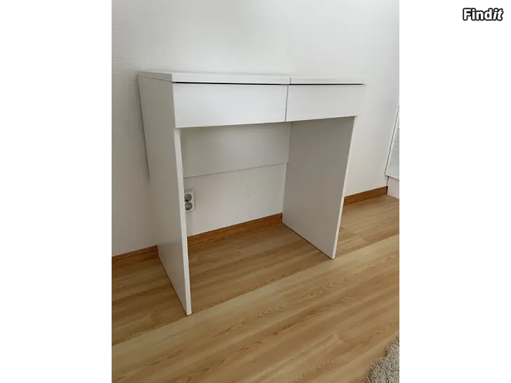 Säljes Sminkbord