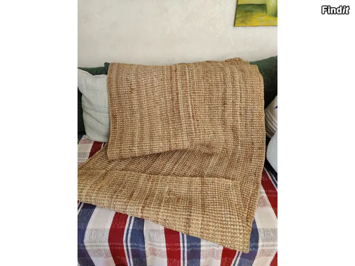 Myydään Ikea Lohals matto 80x150