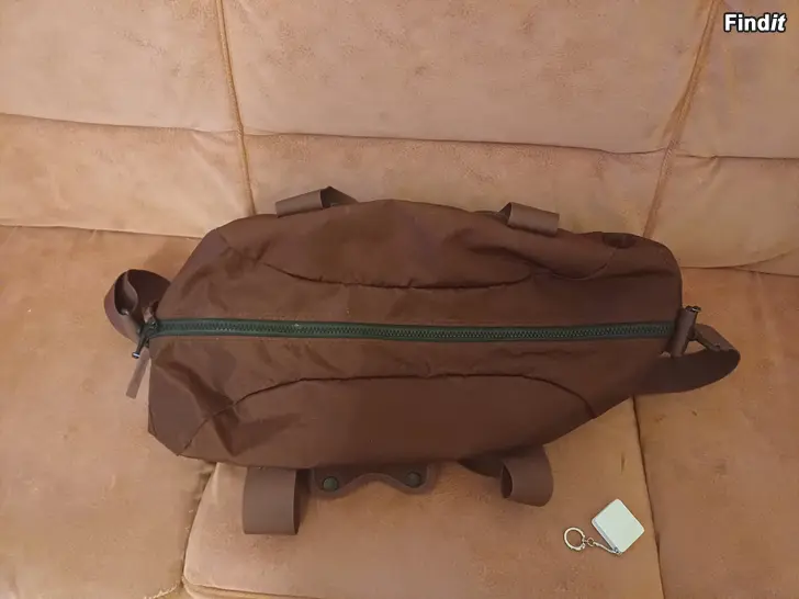 Säljes Peak performance urheilukassi