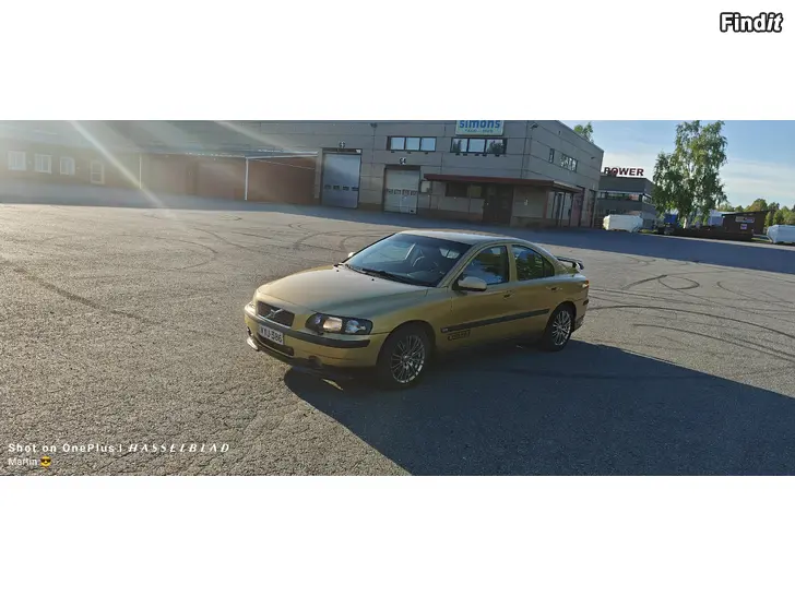 Myydään Volvo s60 -01