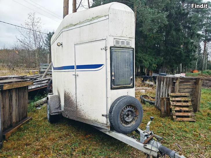 Myydään Umessläp hästtransport -94