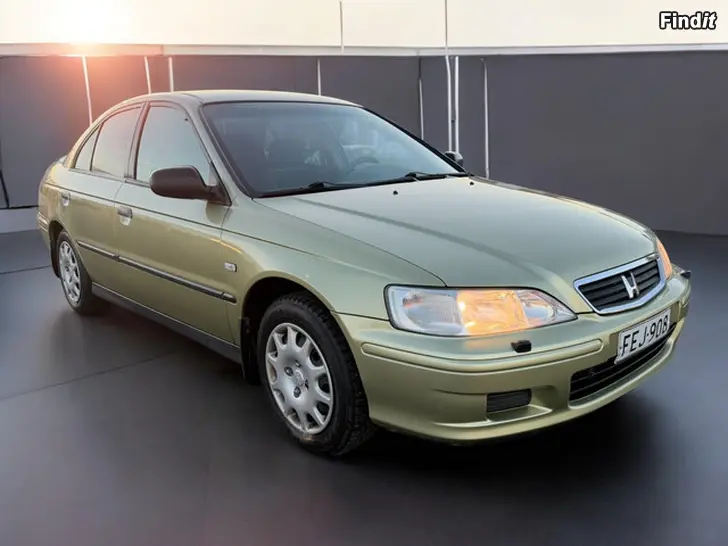 Säljes Honda Accord 1.8i LS