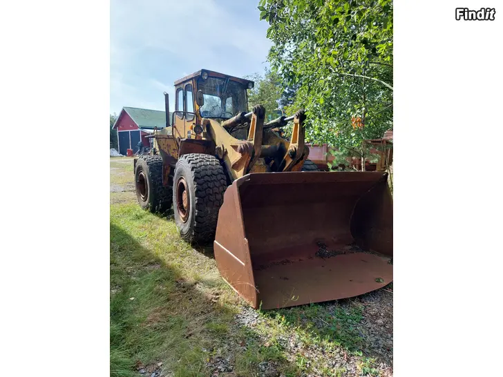 Myydään Volvo BM LM 1240