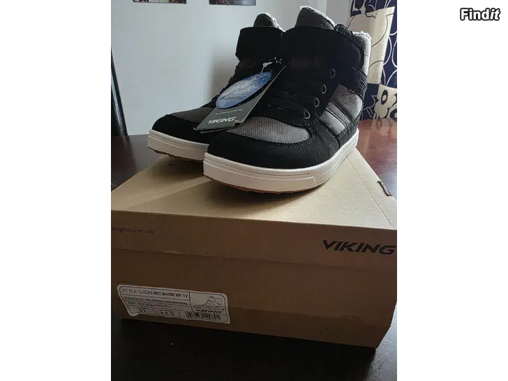 Myydään Nya Viking Lucas Mid 1V WP Vinterskor, Black/Charcoal, 31