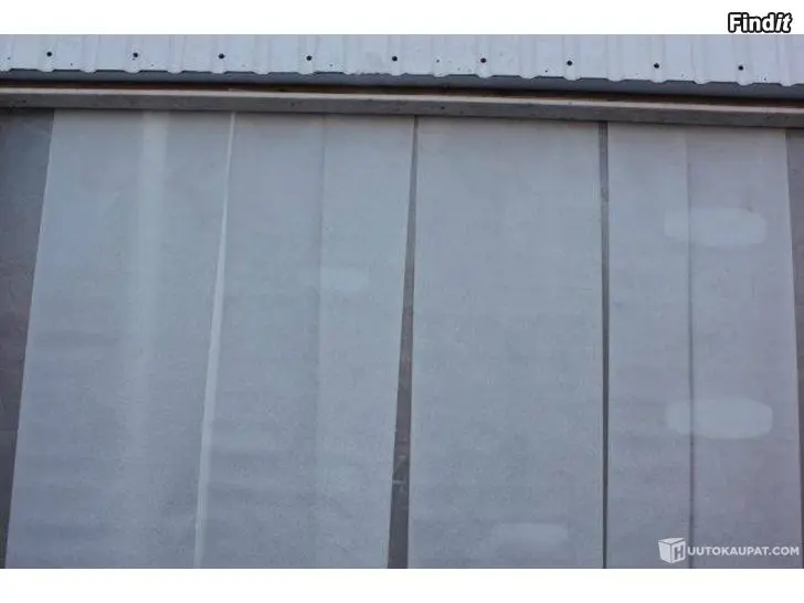 Myydään Suikaleoviverhot pihattoon,talleihin,isojen oviaukkojen tuulisuojaus