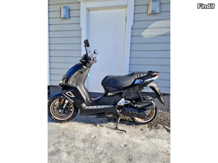 Säljes Peugeot Speedfight 4t