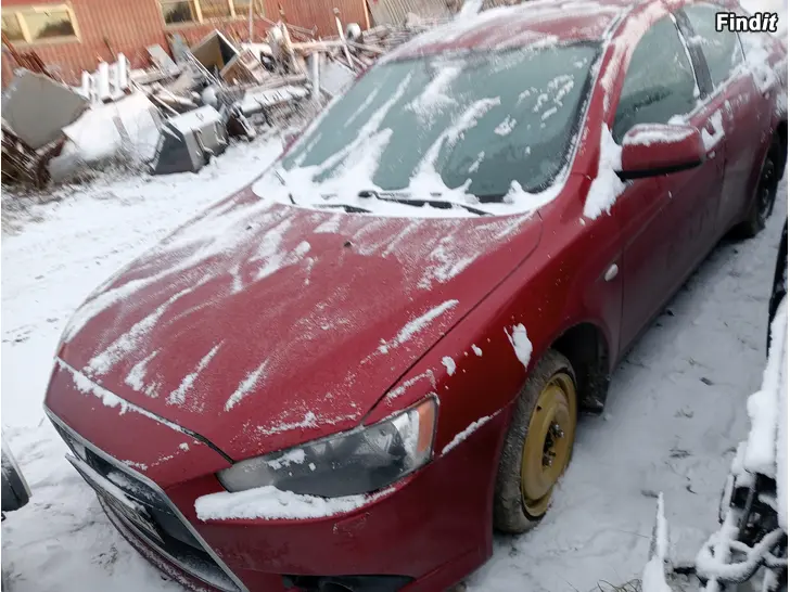 Myydään Mitsubishi Lancer 1,5 manuaali 2010 varaosina