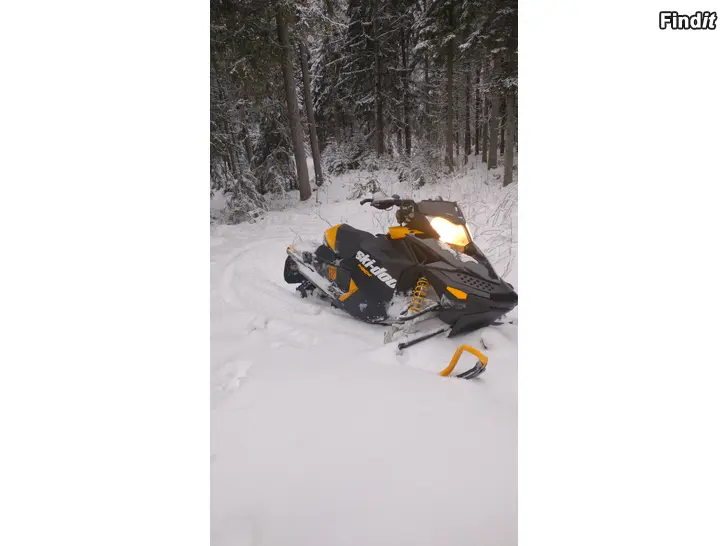 Säljes Skidoo mxz 550f