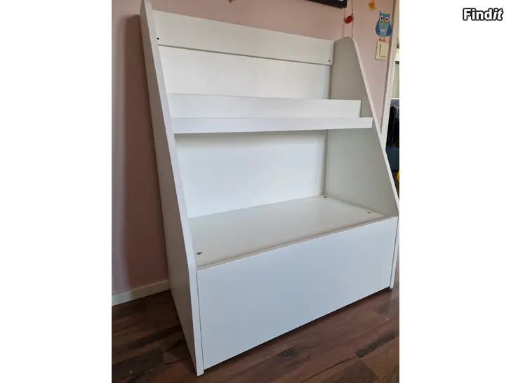 Säljes Barn bokhylla