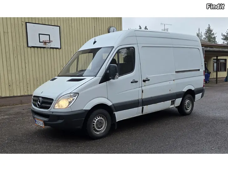 Myydään Mercedes-benz sprinter