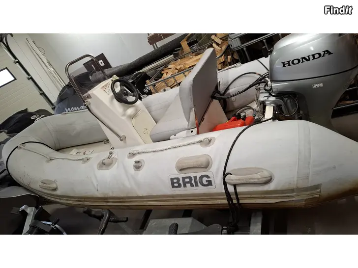 Säljes Brig 360 20hk med trailer