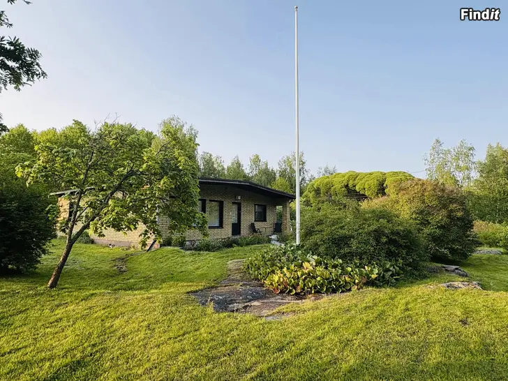 Säljes Egnahemshus säljes på idylliska Bergö