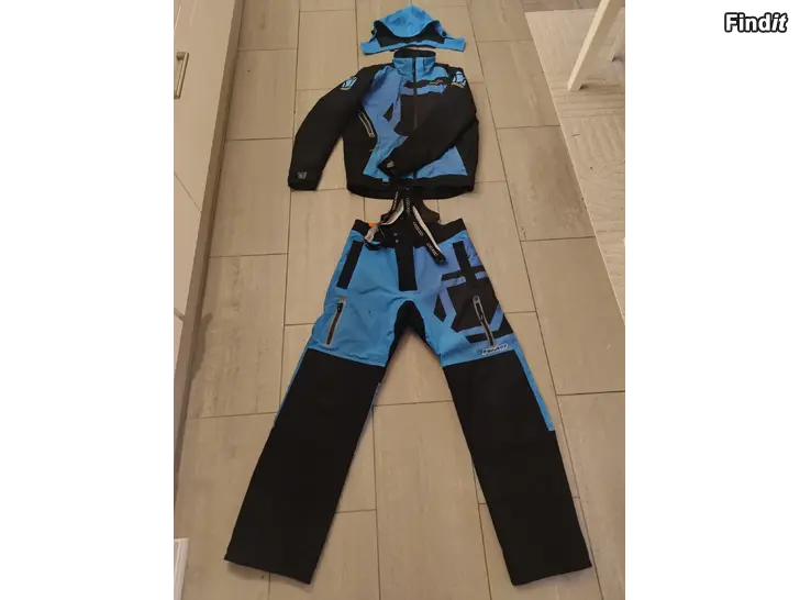 Säljes Yoko skoterkläder