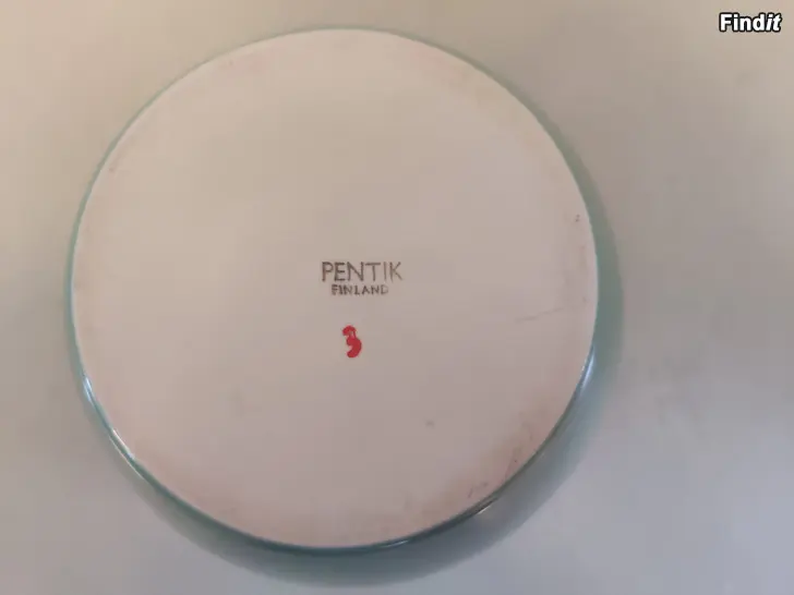 Myydään Pentik purkki