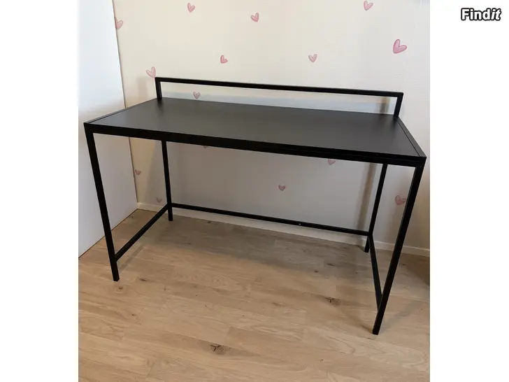 Säljes Skrivbord
