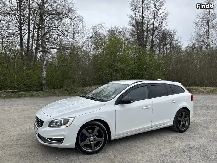 Säljes Volvo v60 D4 sport edition