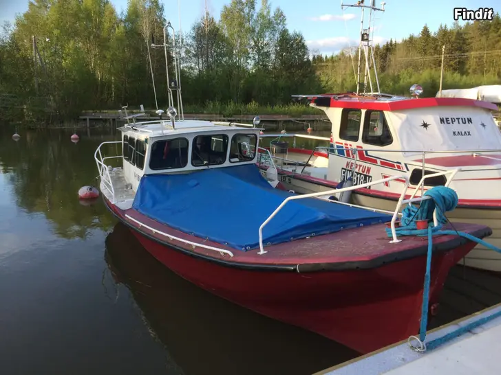 Säljes Rejäl arbetsbåt säljes