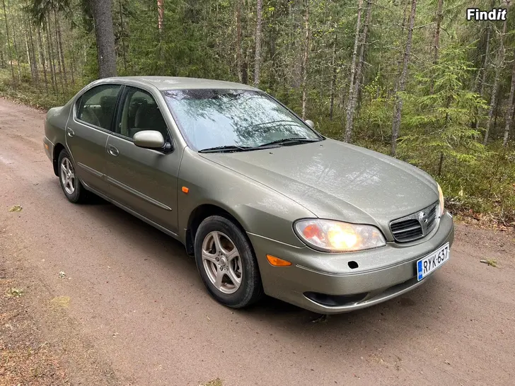 Myydään Nissan Maxima