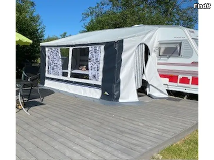 Säljes Förtält för husvagn