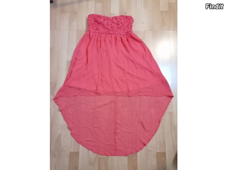 Myydään K38 mekko lohenpunainen ei pinkki