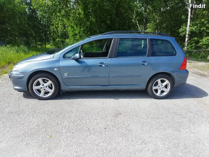 Säljes Peugeot 307 farmari vetokoukulla