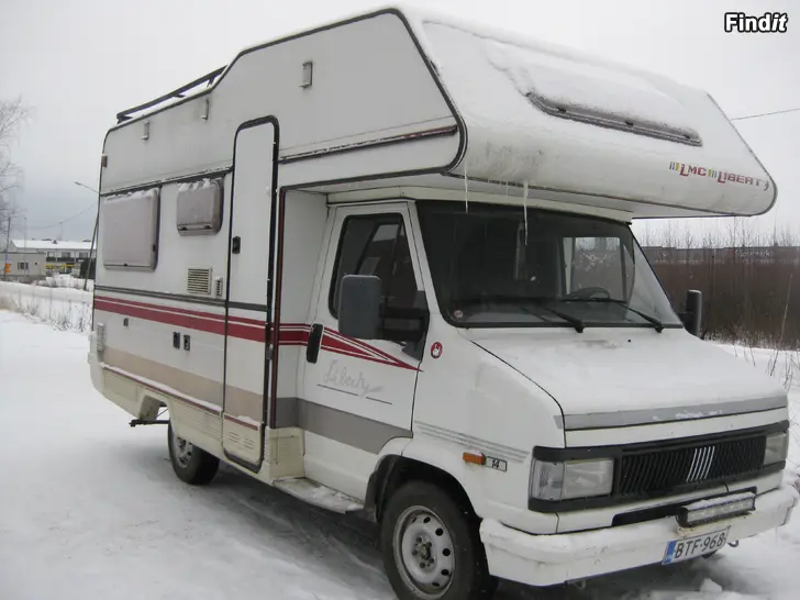 Säljes LMC LIBERTY 2.5 D 1992 VM ASUNTOVAUNU. KATSASTETTU 19.7. 2025 ajettu 234 000 km