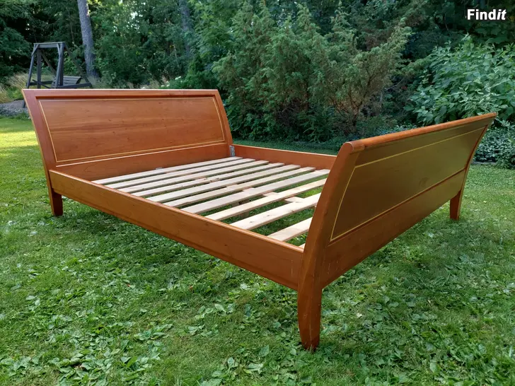 Myydään Parisänky 160 cm