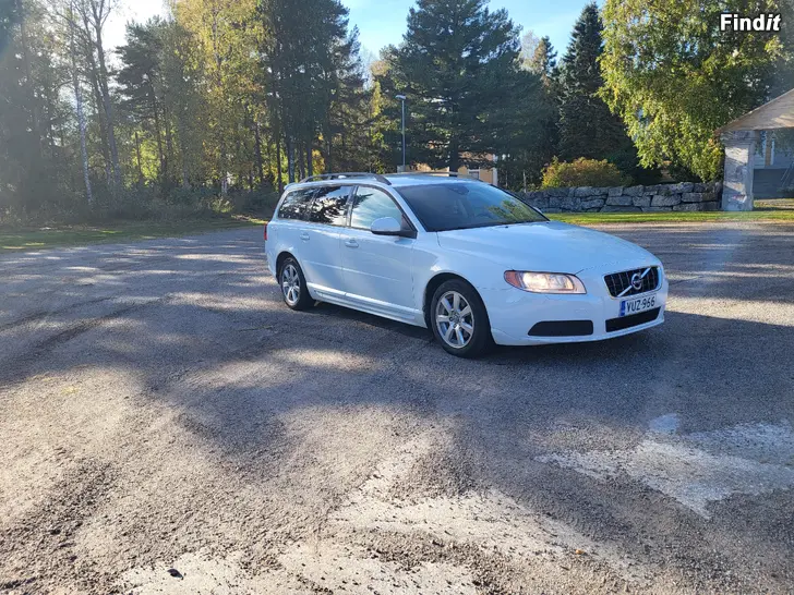 Säljes Volvo v70 2012