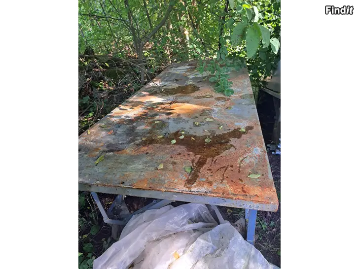 Säljes 1×2.5m Arbeitsburd med juhl