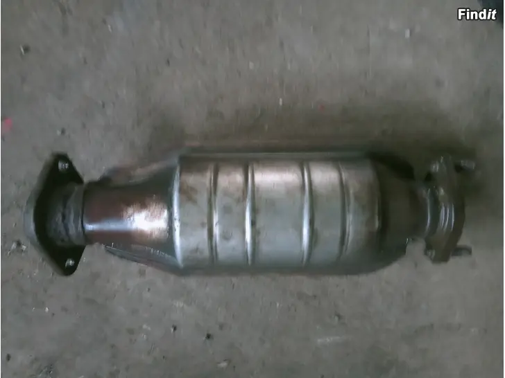 Myydään Kia Ceed 1,6 CRDi 2009 katalysaattori