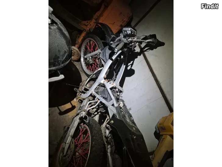 Säljes MBK X-limit 50 / Yamaha DT 2005