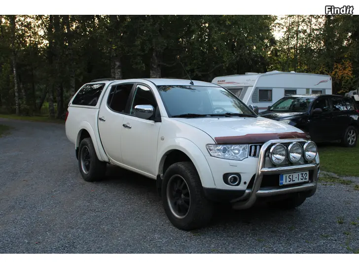 Myydään Mitsubishi L200 2.5 Double Cab A