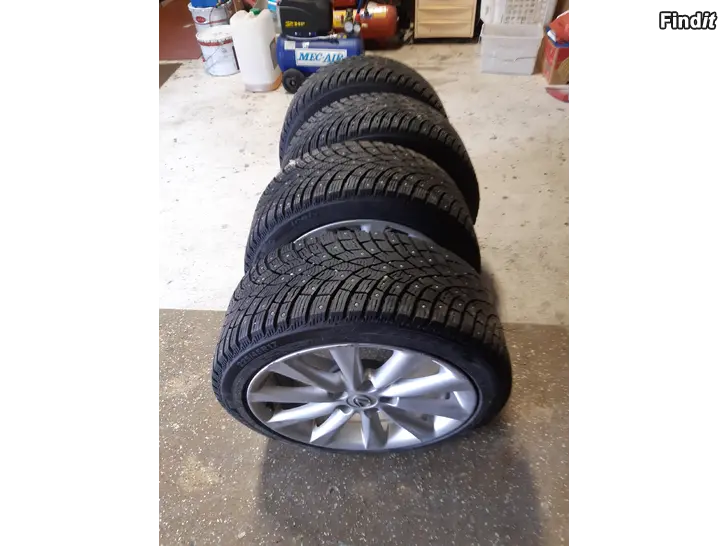 Myydään Nastarenkaat