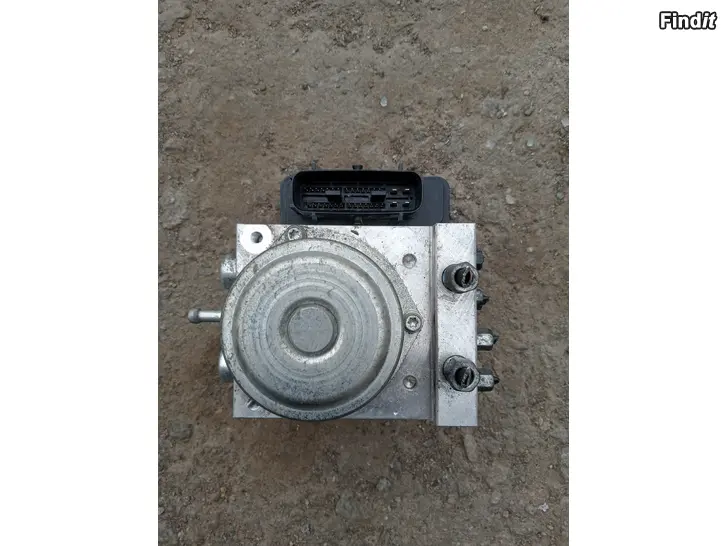 Myydään Nissan Juke 2013 ABS-yksikkö 476601KK0B