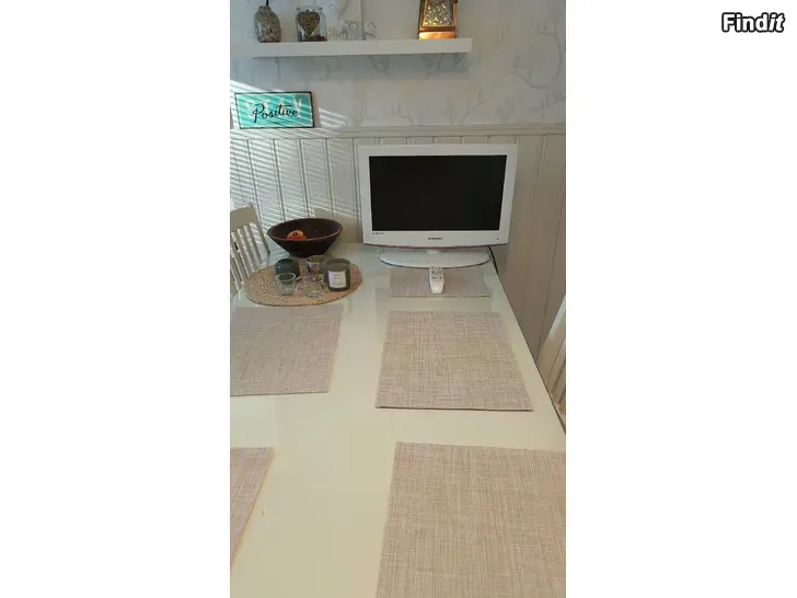 Myydään Samsung 22 TV