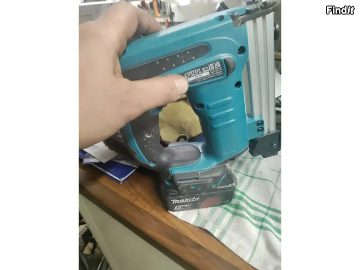 Myydään Makita 18V työkaluja