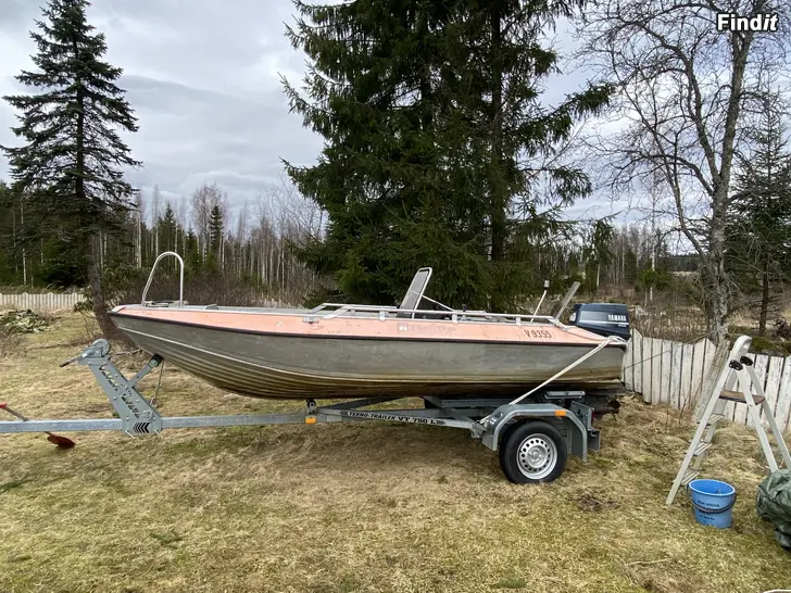 Myydään Buster RS Yamaha 40