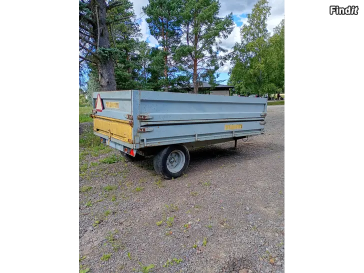 Myydään Tuhti 5t kippikärry