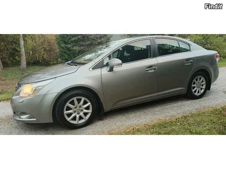 Säljes Toyota Avensis bensin 1.6 årsm. 2009