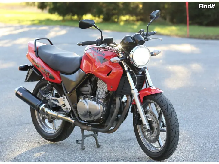 Säljes Honda CB500 1995 73tkm 42kW